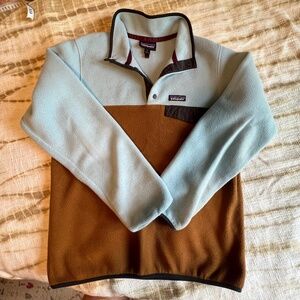 Patagonia Light Blue and Brown Women's Sweater